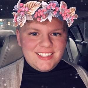 Meet your Posher, Reece